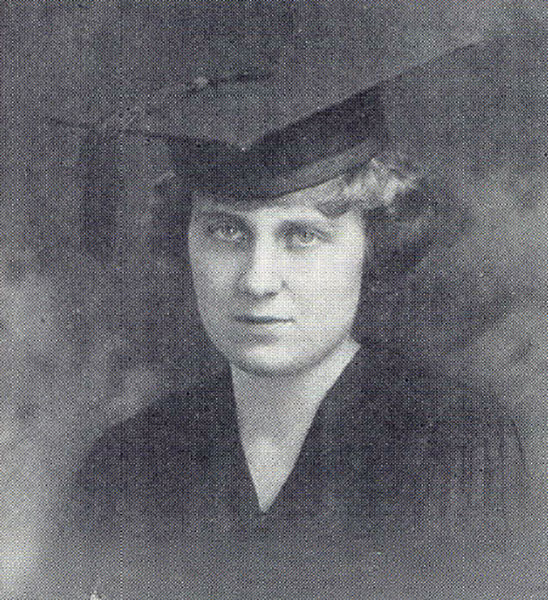 Edna Bennett 1922